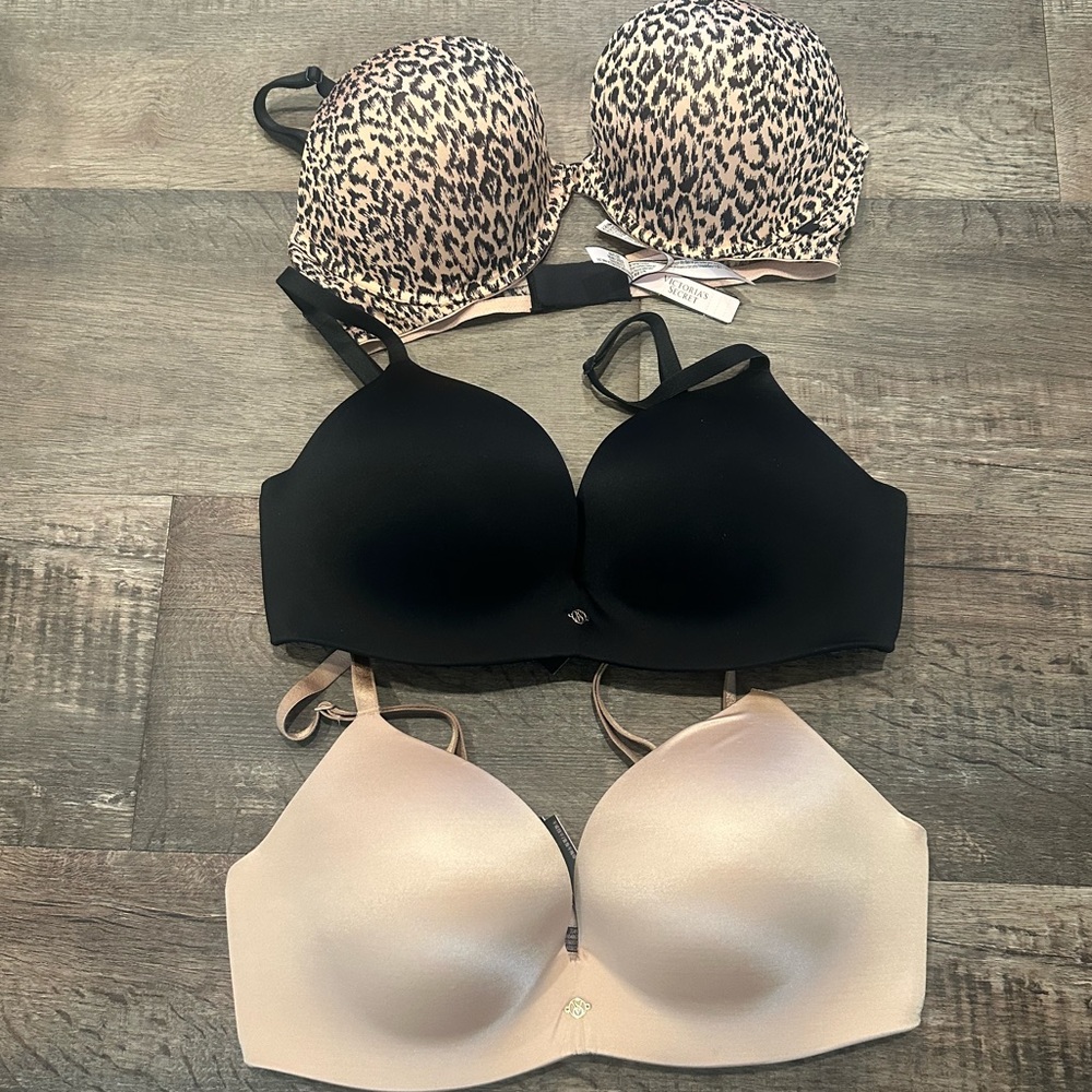 Victoria’s Secret brand new bras ! All 3 ( bundle )